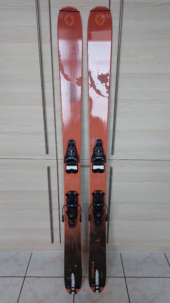 Used Blizzard Hustle 10 Skis 2024 bike — image 1 of 3
