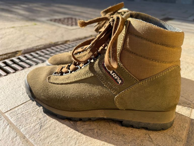 Used Scarpa Scarponcini da trekking donna taglia 40 in pelle scamosciata bike — image 3 of 6