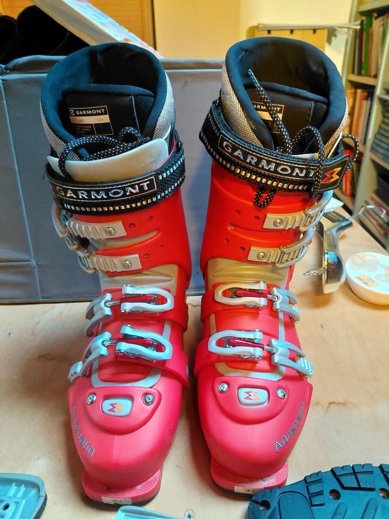 Used Garmont Adrenaline Scarponi da Sci Alpinismo Skiing & Skitouring