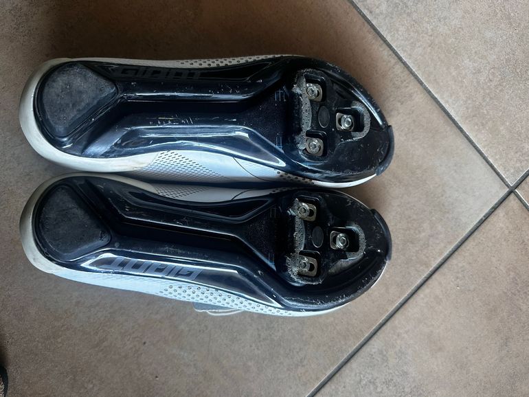 Used Giant Surge Pro 42 Road Cycling Shoes 2025 bike — image 4 of 4