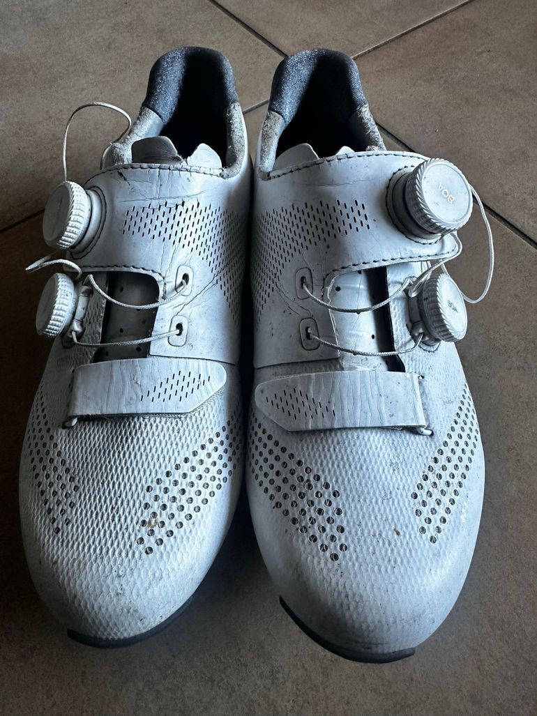 Used Giant Surge Pro 42 Road Cycling Shoes 2025 bike — image 3 of 4