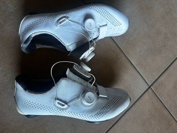 Used Giant Surge Pro 42 Road Cycling Shoes 2025 bike — image 2 of 4
