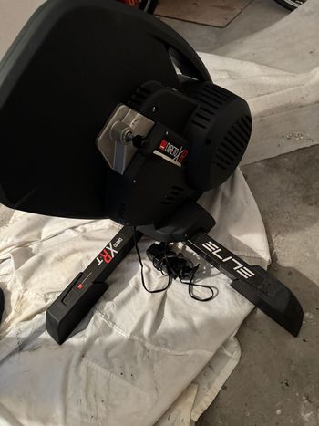 Used Elite Direto XR-T Smart Trainer 2023 bike — image 2 of 4