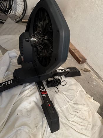 Used Elite Direto XR-T Smart Trainer 2023 bike — image 3 of 4
