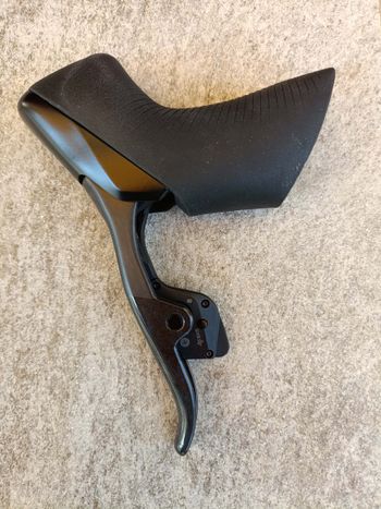 Used Sram Red eTap 12V AXS Disc 2024 bike — image 2 of 8