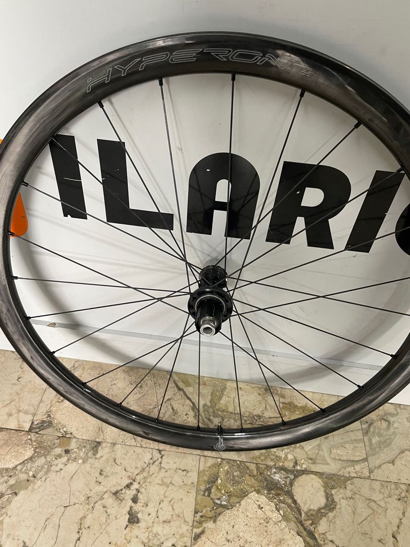 Käytetty Campagnolo Hyperon Carbon Wheels bike — kuva 3 / 5