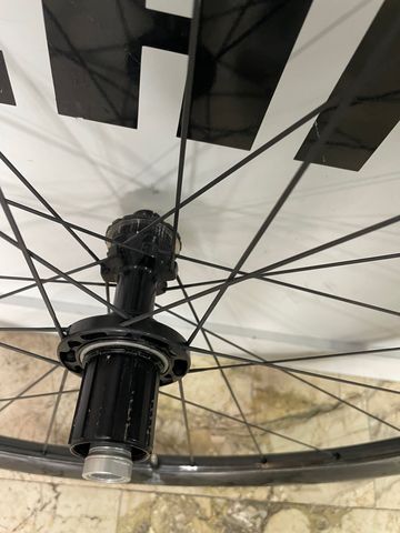 Käytetty Campagnolo Hyperon Carbon Wheels bike — kuva 4 / 5