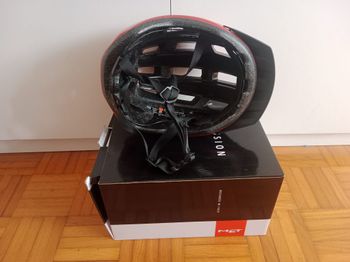Used MET Downtown Helmet bike — image 4 of 4