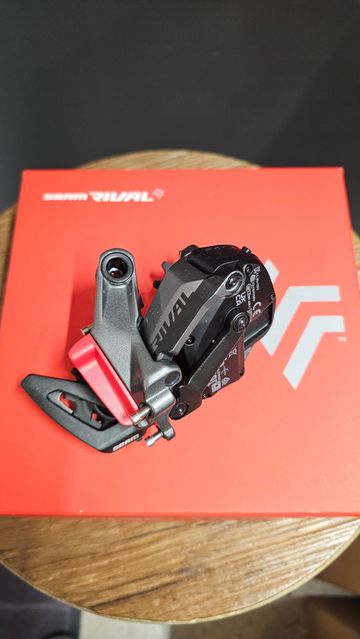 Used SRAM Rival XPLR eTap AXS Rear Derailleur | medium cage 12-speed | 44T 2024 Drivetrain & Pedals