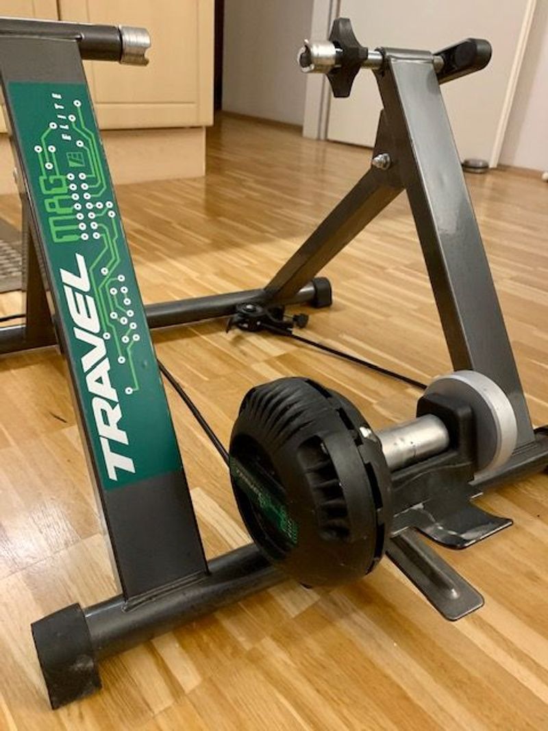 Used Elite Roller trainer 2005 bike — image 2 of 4