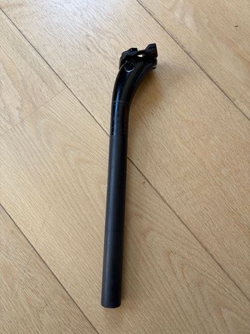 Used Deda Elementi Superlegero 2025 bike — image 1 of 4