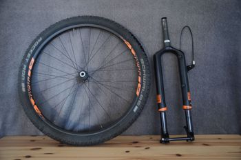 RockShox, RS-1 29" 100mm Travel