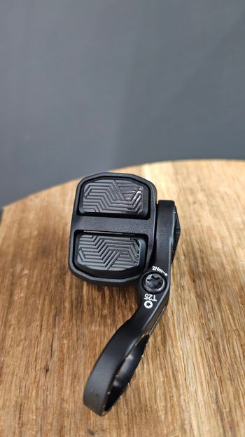 Used SRAM AXS Pod Controller 2025 bike — image 1 of 3
