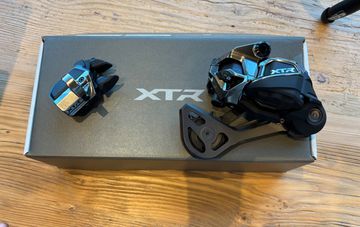 Gebrauchtes Shimano XTR M9200 Di2 12-speed 2025 Groupset