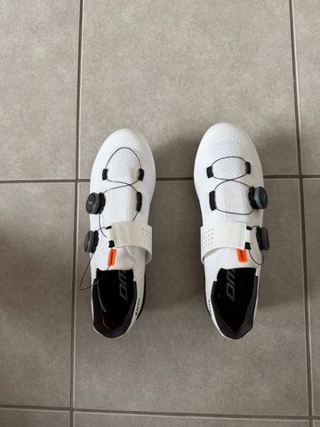 Brugt Dmt Chaussures 2025 bike — billede 1 af 5