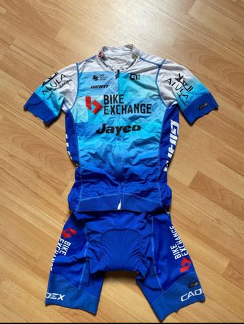 Ale cycling, Team Jayco Kit
