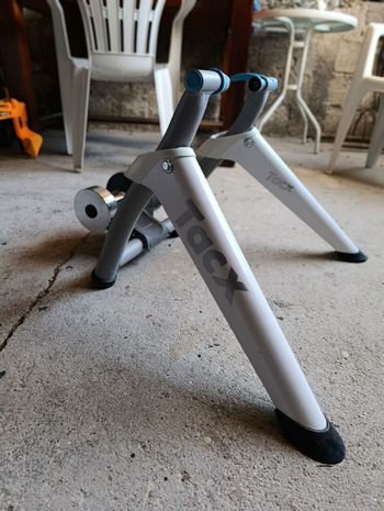 Used Tacx Flow smart 2019 bike — image 2 of 3