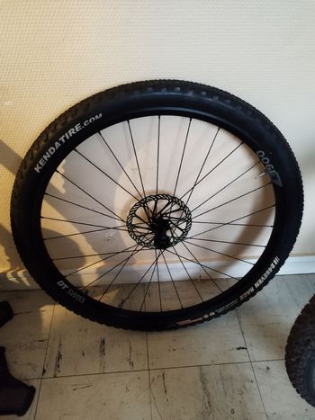 Used Dt Swiss X1900 bike — image 3 of 5