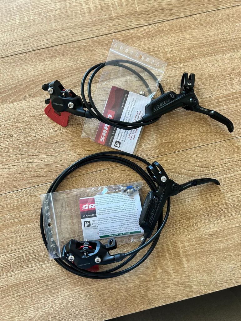 Used Sram Level TLM Disc Brake 2026 bike — image 1 of 3