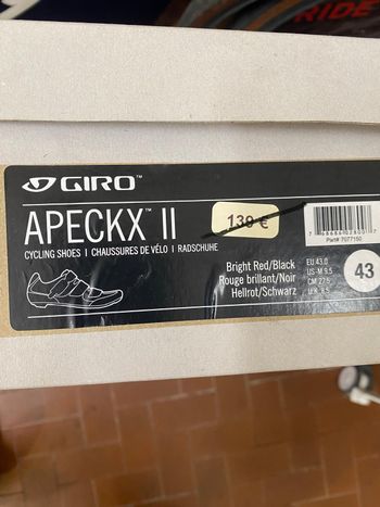 Used Giro Apeckx II bike — image 6 of 6