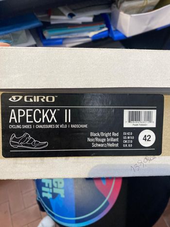 Used Giro Apeckx II bike — image 3 of 6