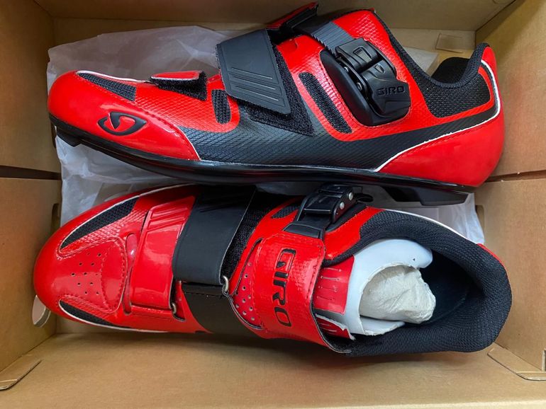 Used Giro Apeckx II bike — image 4 of 6