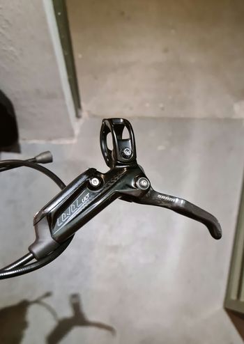 Sram Level ultimate carbon levers 2022 bike usato — immagine 3 di 3