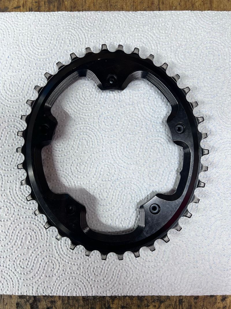 Used Absoluteblack 38t Oval Chainring 5/110 BCD Drivetrain & Pedals
