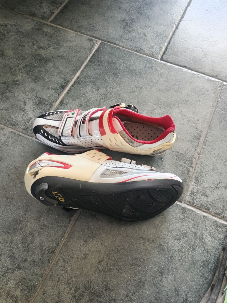 Used Dmt scarpe 2018 bike — image 1 of 2