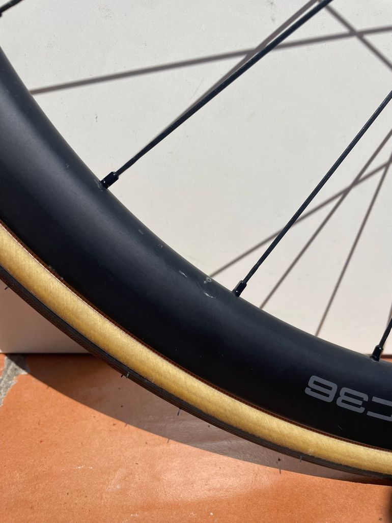 Used Shimano Durace C36 Wheelset WH-R9270 2023 bike — image 6 of 8