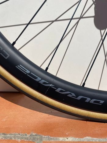 Used Shimano Durace C36 Wheelset WH-R9270 2023 bike — image 5 of 8