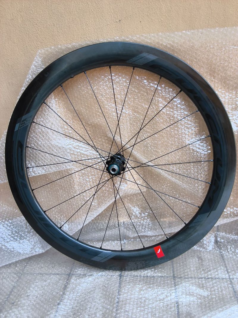 Używany Fulcrum Wind 55 DB 2WF C19 AFS Wheelset 2024 bike — zdjęcie 9 z 15