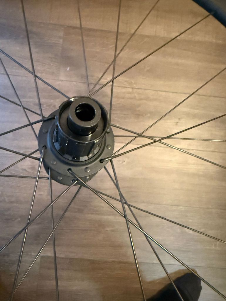 Used Specialized Roval Rapide C 38 Wheelset bike — image 6 of 8