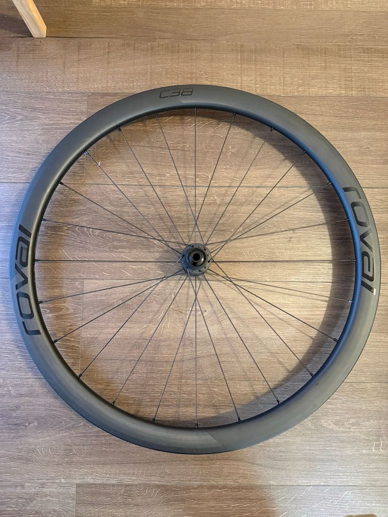 Used Specialized Roval Rapide C 38 Wheelset bike — image 1 of 8
