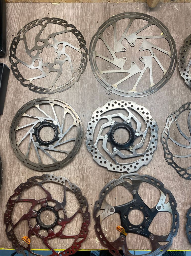 Used Shimano SRAM Dischi bike — image 3 of 3