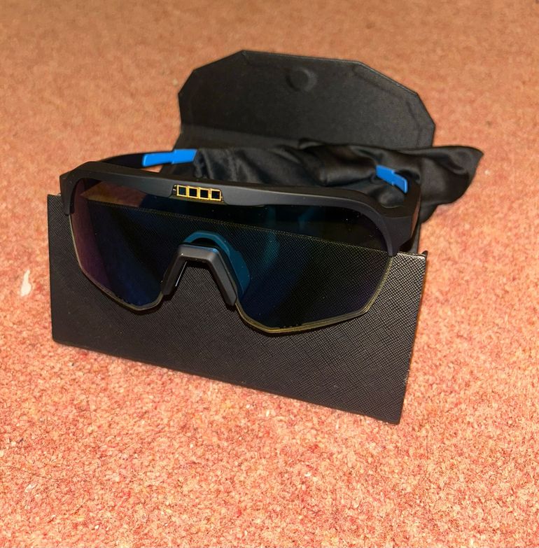 Used React Optray ShadeTronic Black Blue 2025 bike — image 2 of 5