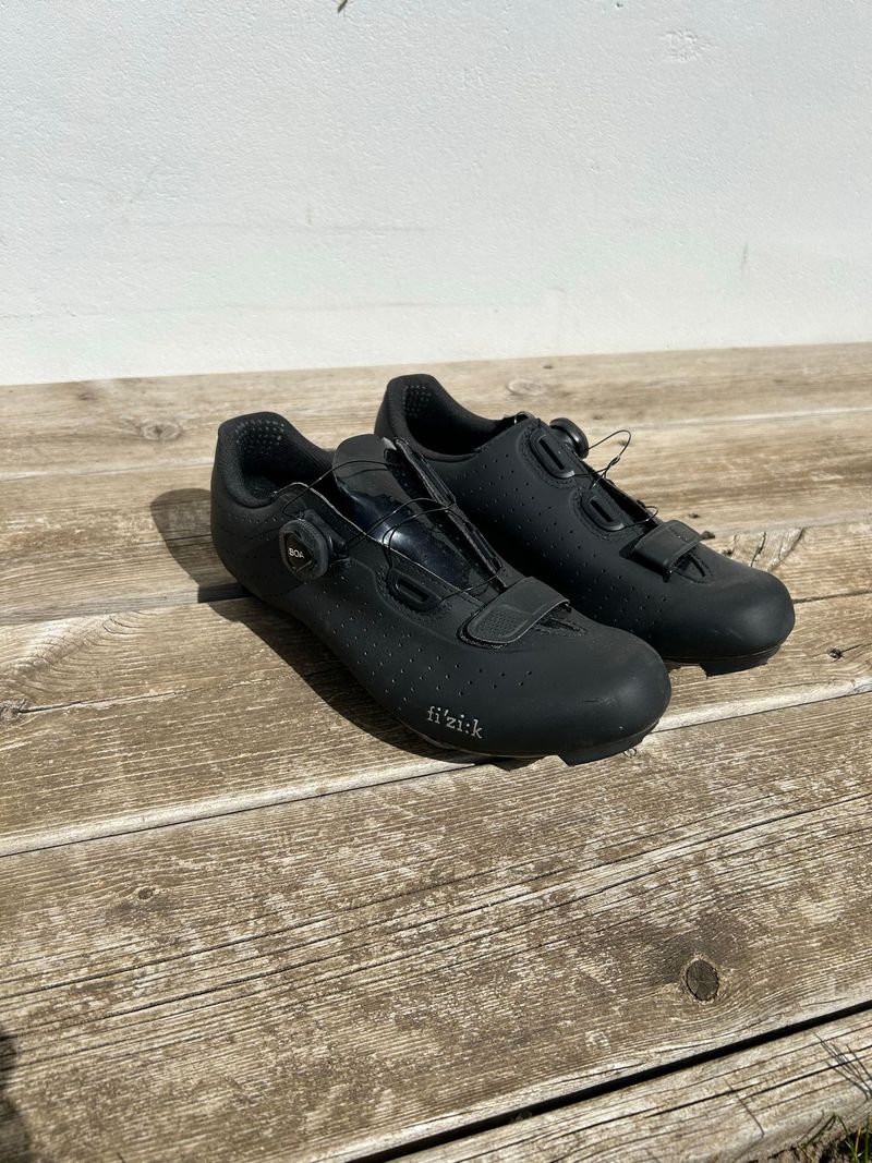 Fizik Chaussures de vélo 2024 Cycling Shoes d'occasion