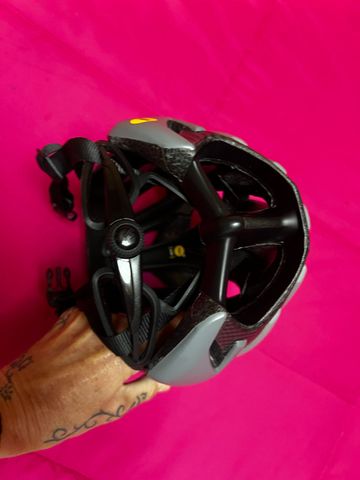 Used MET carbon 3k bike — image 3 of 5