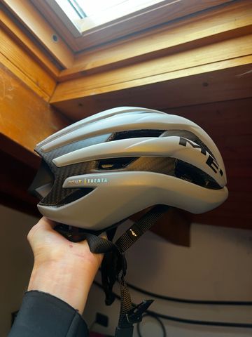 Used MET carbon 3k bike — image 5 of 5