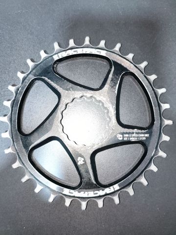 Race Face Plato 32t 2022 bike usato — immagine 3 di 3