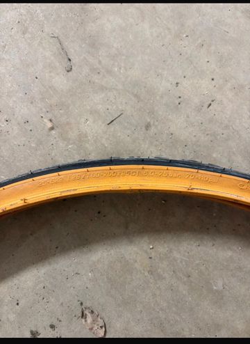 Used Schwalbe One 700x25 TLE bike — image 3 of 5