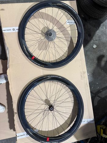 fulcrum Wind 40 Wind 40 disc 2023 bike usato — immagine 4 di 4