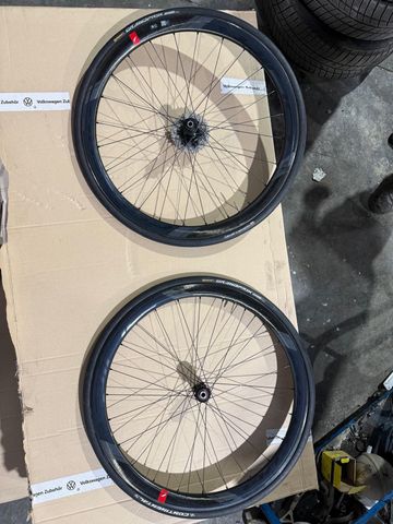 Used fulcrum Wind 40 Wind 40 disc 2023 bike — image 3 of 4