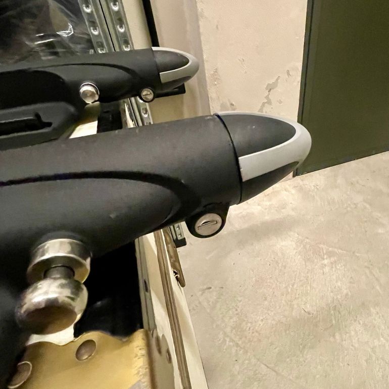 Used Thule Sprint 569 bike — image 5 of 13