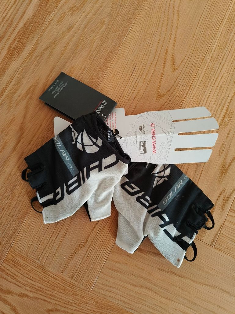 Used CHIBG Randhandschuhe bike — image 1 of 5