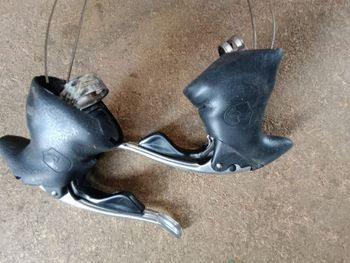 Used Campagnolo Mirage 8-speed Triple Shifters bike — image 2 of 3