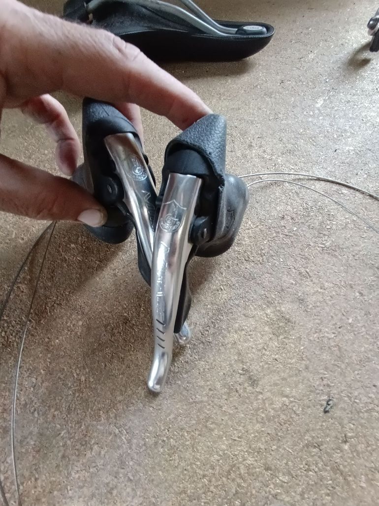 Used Campagnolo Mirage 8-speed Triple Shifters bike — image 3 of 3