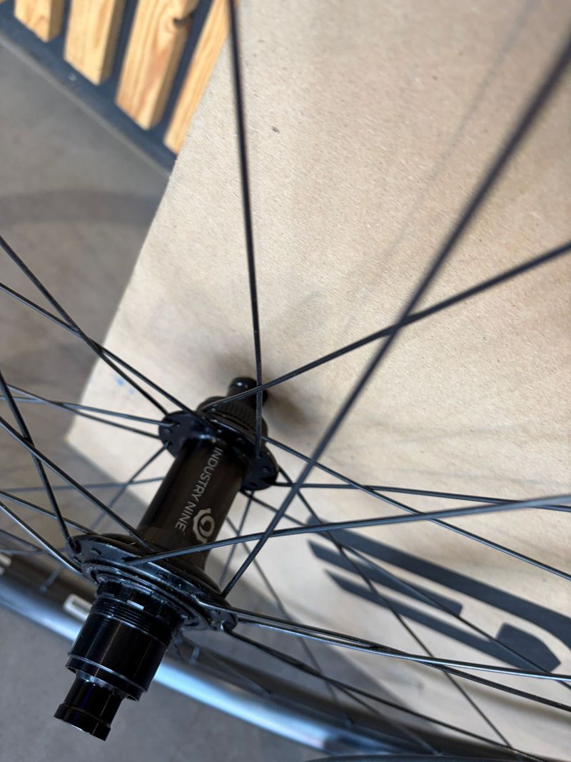 Used Enve Am30 29'' 2026 bike — image 5 of 7