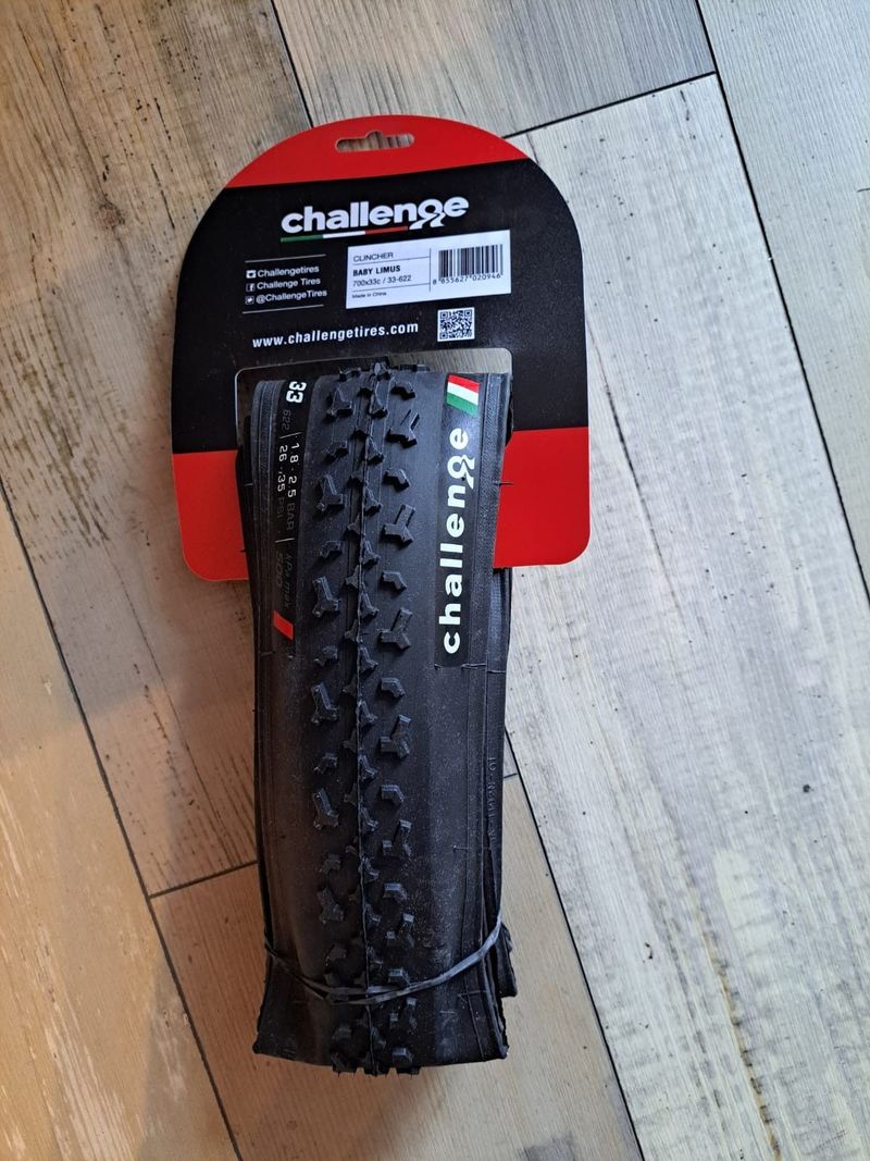 Tweedehands Challenge Baby Limus 33 TLR 33-622 700x33c Tyres & Tubes