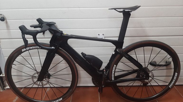 Used brisk aerolight 35 mm 2023 bike — image 1 of 5